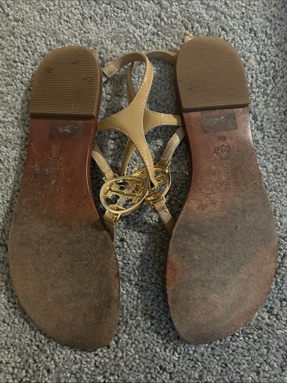 Tory Burch Gold Logo Thong Sandals with Brown Footbed - Picture 2 of 2